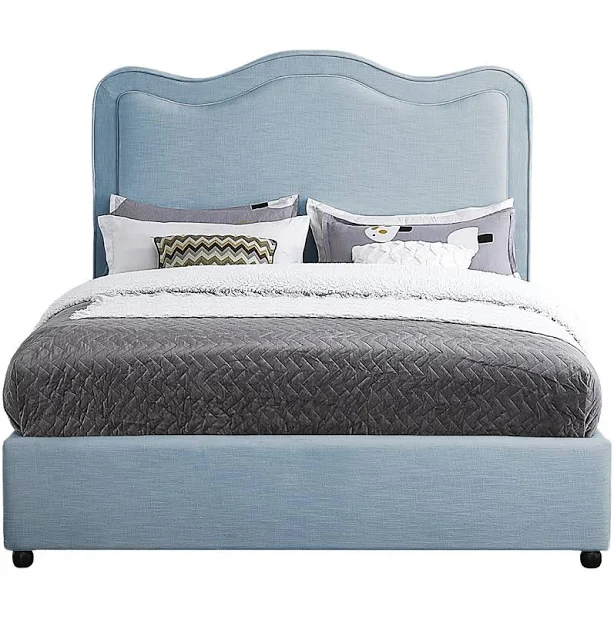 Birch Lane Upholstered Scalloped Bed