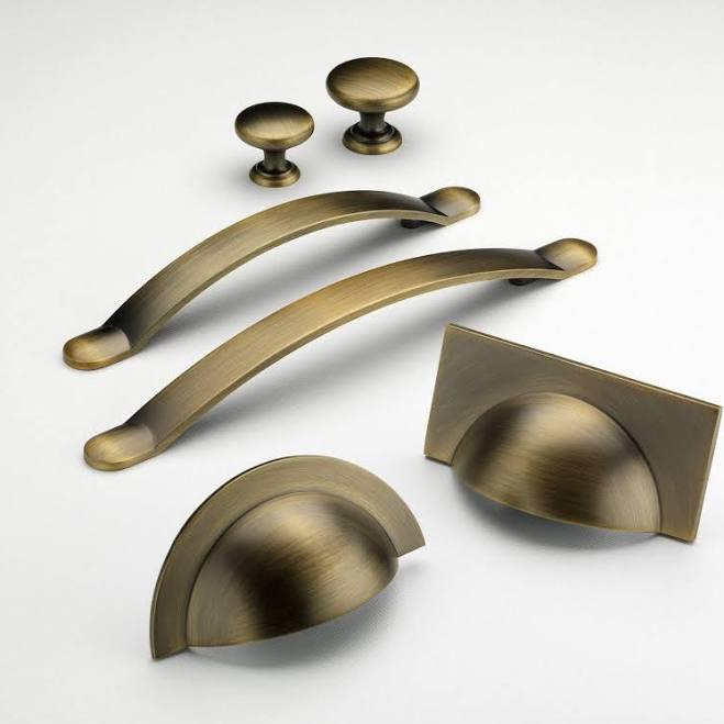 Aged Brass Cupboard Handle - Shaker S...