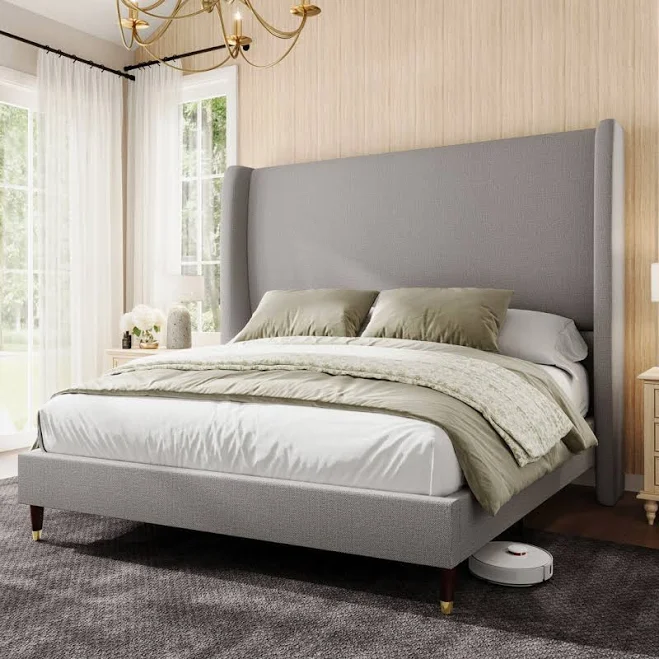 Wade Logan Belo Upholstered Platform Bed