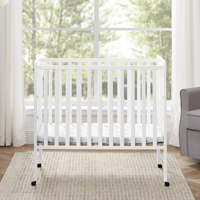 Lee Portable Folding Mini Crib