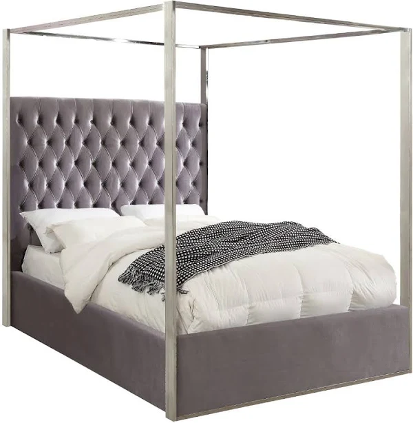 Meridian Furniture Porter King Bed