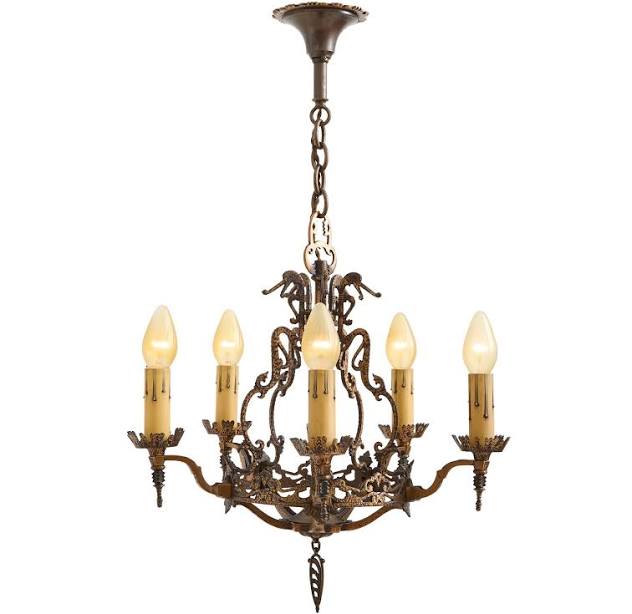Romance Revival 5 Light Candle