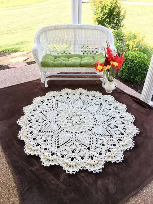 Cream Doily Rug - Pineapple Doily Rug...