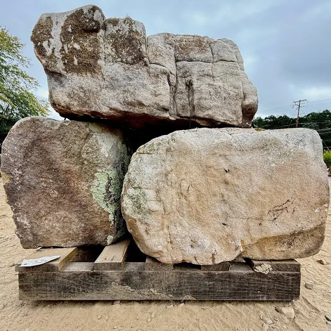 Stackable Fieldstone Boulder- 2-4 per...