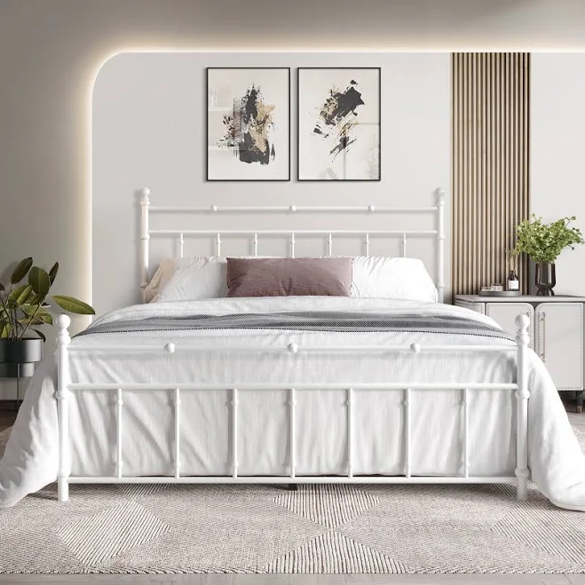 Castle Place Metal Platform Bed Size ...