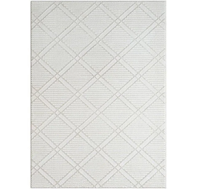 Luxe Weavers Geometric Diamond Shaped...
