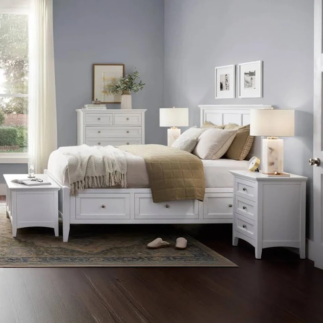 Westlake Platform Storage Bed in Whit...