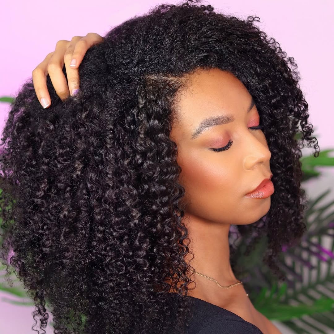 Defined 3C Curls With Deep Side Part